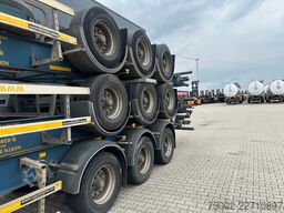 LAG stack of 3x 2012 LAG 40FT/45FT chassis / empty ...