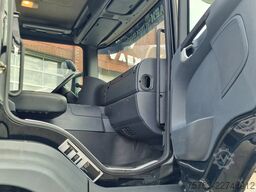 Scania P250 4x2 - XS 122 E-4 HiDuo Crane / Grua with r...