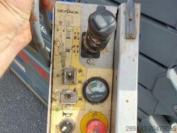 Skyjack SJ III 4740 Elektro 13,80m