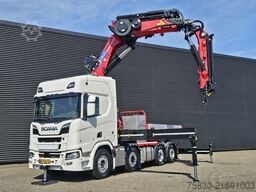 Scania R590 V8 8x2 / HMF 9520 - JIB - WINCH / TRACTOR