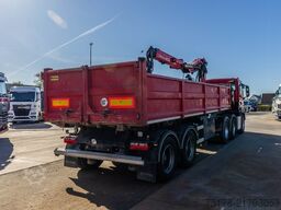 TURBO'S HOET KIPPER + PALFINGER EPSILON Q200Z