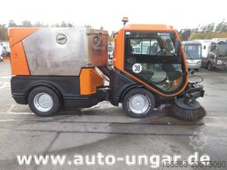 Nilfisk CR3500 Geräteträger Kommunalfahrzeug 4x4