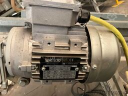 Beerepoot Transportband 250mm lengte: 4,20 meter