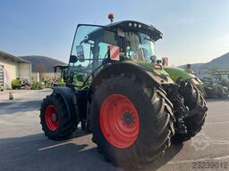 CLAAS Axion 870