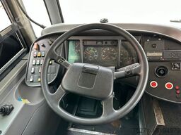 VOLVO B7L