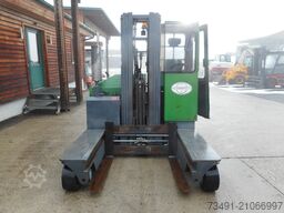 Combilift C3000 mit Triplexmast + ZV