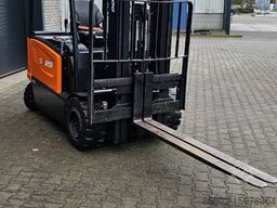 Doosan B 25 X-7