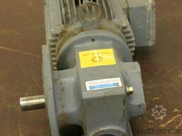 SEW-EURODRIVE SF32 DT80K4