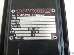 Baldor BSM 3R -3-75-B14 Servomotor SN:9322 + Stegmann TE60