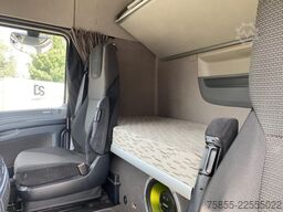 DAF XF 440 FT Spacecab / Euro 6 / NL Truck / 575.00...