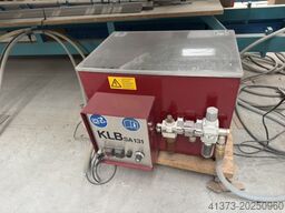 EDER + MUELLER Fluegelanschlagtisch