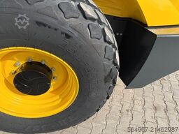 BOMAG BW213 D-5 Walzenzug NEWUERTIG 390h