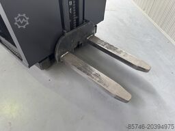 LINDE V 10 / * DOUBLE steering !!