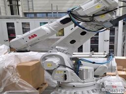 ABB Roboter IRB 6700 -235/2.65 Robot IRC 5