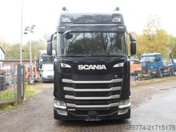 SCANIA S 500/Low Deck mit Aufliegen Getränke