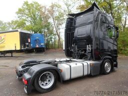 SCANIA S 500/Low Deck mit Aufliegen Getränke