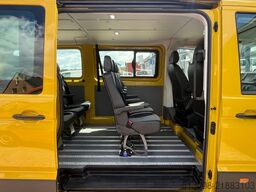 VW CRAFTER 2.0TDI 8 SITZER TEMP. KLIMA AHK 1.HAND