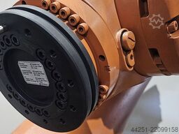 KUKA KR 240 R2900 ultra