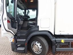 Scania P320 4x2 Bak + Dhollandia Klep 2000 KG + bed