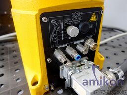 Stäubli TX90L Industrieroboter + CS8C Steuerung