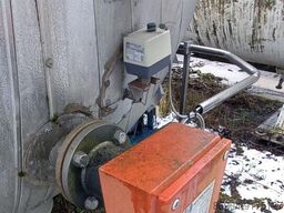 CO2 carbon dioxide gas used storage tank