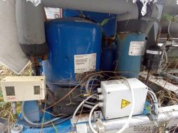 CO2 carbon dioxide gas used storage tank
