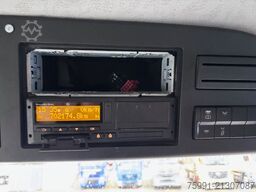 MERCEDES-BENZ Arocs 4 2643  6x4 Dreiseitenkipper mit Ladekran