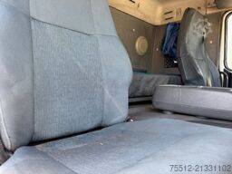 Volvo FM 330 / I-Shift / Euro 5 / TUV:4-2026 / NL Truck