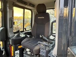 KOMATSU D 65 EX Baujahr 2021 und erst 5400 Betriebsstund
