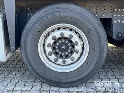 Schmitz Cargobull Curtainsider Standard Getränke
