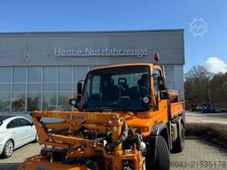 Mercedes-Benz Unimog U 400L