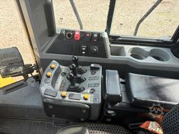 Caterpillar 962M + 13.107HOURS + BIG BUCKET + PERFECT WORKI...