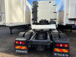 VOLVO FH 500 Unfallschaden 2 Tanks Klimaautomatik