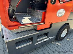 Combilift C5000SL // Mast with free lift