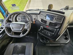 IVECO S-WAY AS260S46 6x2*4 LNG GAS