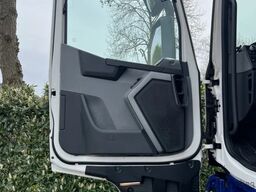 Renault T 440