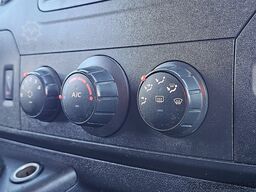 RENAULT MASTER 2.3 Bakwagen Laadklep!