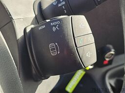 RENAULT MASTER 2.3 L4H3 Dubbellucht NAP