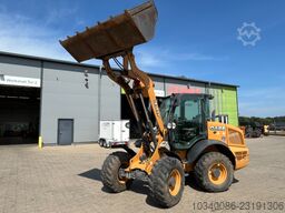 Case 321 F, Schaufel, nur 3.050 h !