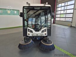 Johnston C200/201 - Compact Sweeper