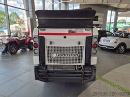 Johnston C200/201 - Compact Sweeper