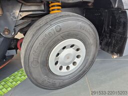 Johnston C200/201 - Compact Sweeper