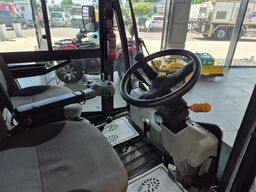 Johnston C200/201 - Compact Sweeper