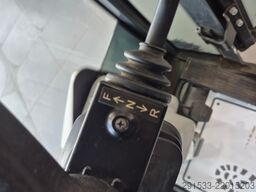 Johnston C200/201 - Compact Sweeper