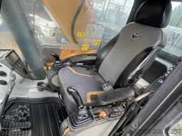 CASE CX 300 D       2017