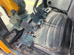 Hyundai Robex 16-9