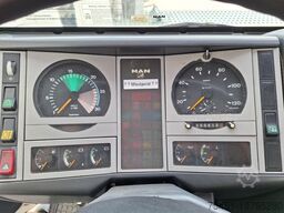 Man LE 8.180 Autotransporter NL: 2940 kg