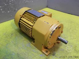 SEW-EURODRIVE R302DT71C4