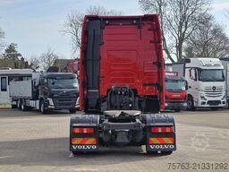 Volvo FH 13.500 Globetrotter XL - Low deck - I save -...