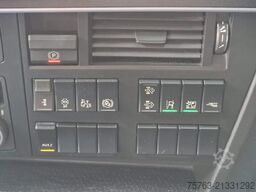 Volvo FH 13.500 Globetrotter XL - Low deck - I save -...